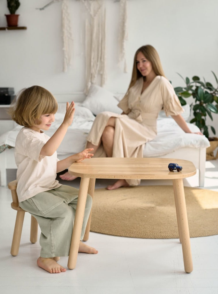 toddler desk and chair
