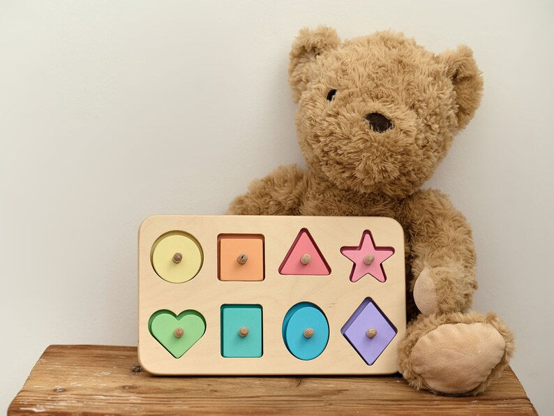 color sorting toy
